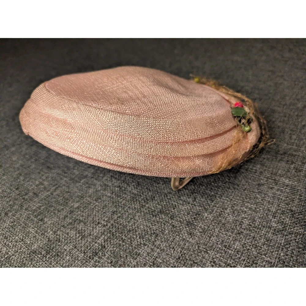 Vintage Clover Lane Women's‎ Floral Hat  Berries Flowers Pink Lid 1950s Cap